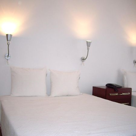 Residencial Camoes Bed & Breakfast Lisbon Exterior photo