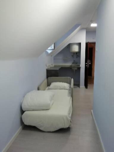 Residencial Camoes Bed & Breakfast Lisbon Exterior photo